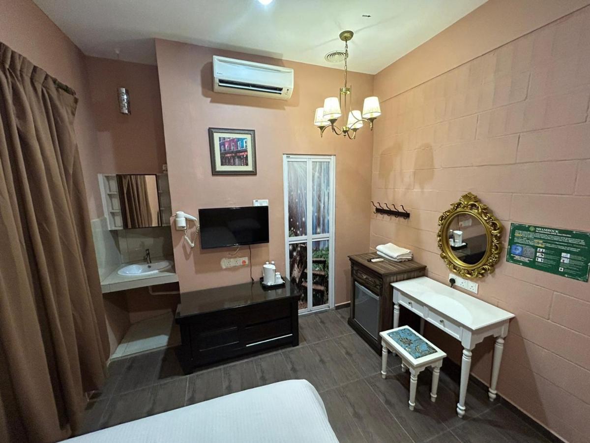 Shamrock Guest House II Ipoh Exterior foto